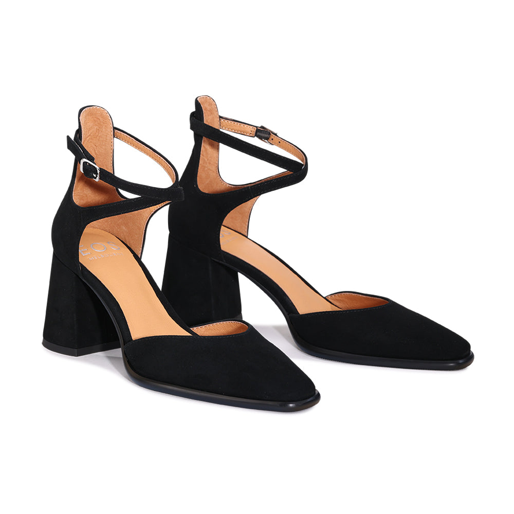 #color_blacksuede